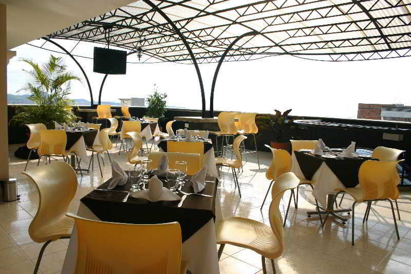 Luxor Plaza Hotel Pereira Exterior foto